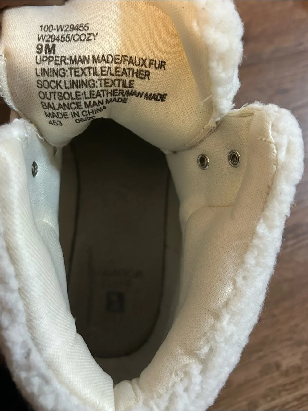 White Mountain cozy white